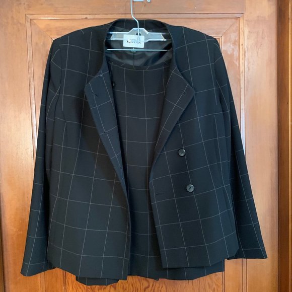 Kasper 2-Piece Suit - Jacket and Skirt Black Windowpane Design Size 8 - Picture 2 of 15
